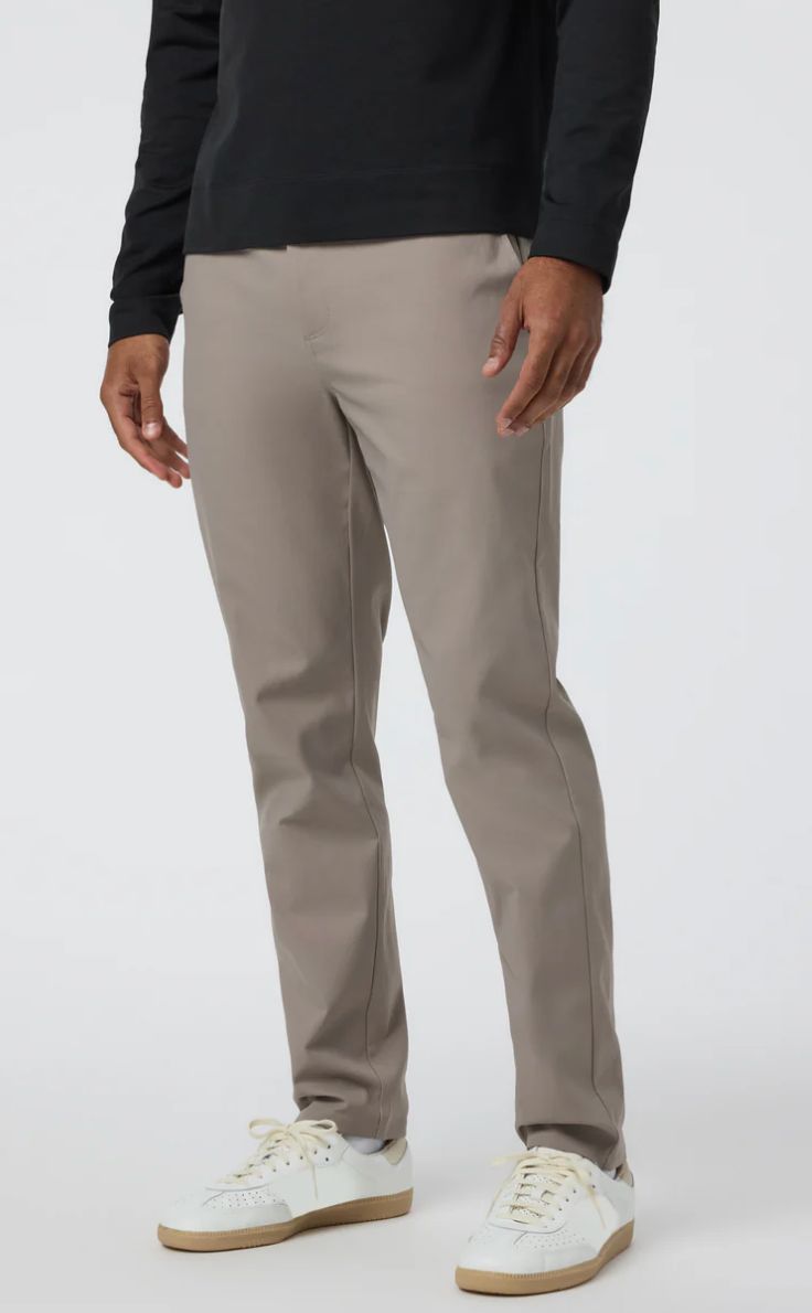 Vuori M&#39;s Cascade Tech Chino Ath Slim 30&quot;