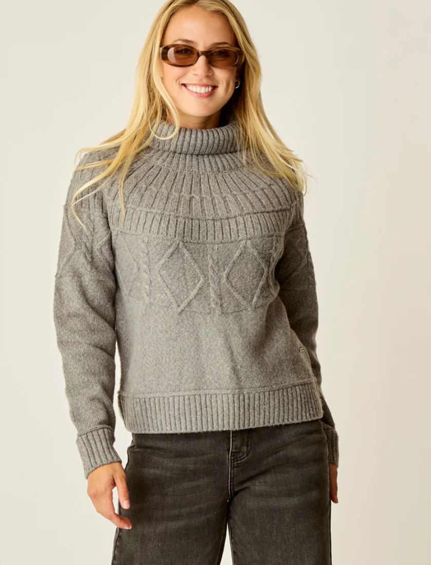 Carve Neve Cable Turtleneck