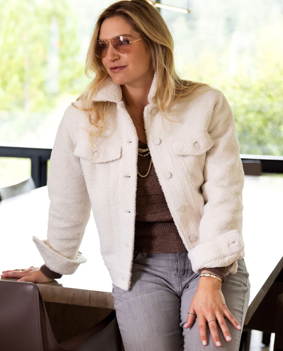 Carve Rhea Boucle Trucker