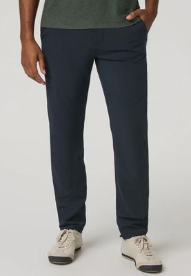 Vuori M's Aim Pant Athletic Slim 32"