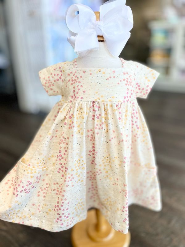 Rylie Floral Pocket Dress