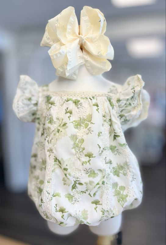 243 Charlotte Lace Bubble