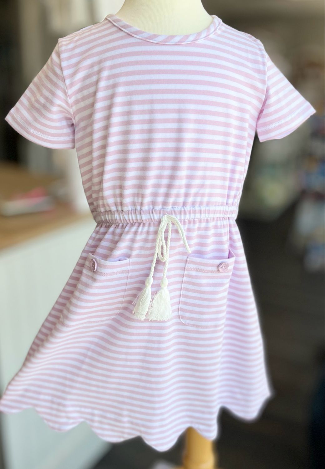 289 Lavender Tie Pocket Dress