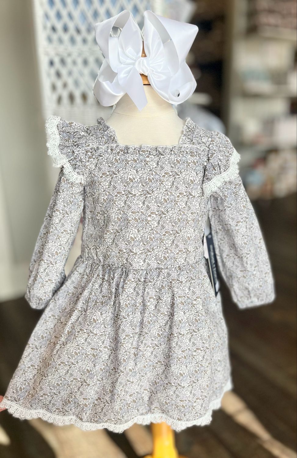 528 Elizabeth Dress