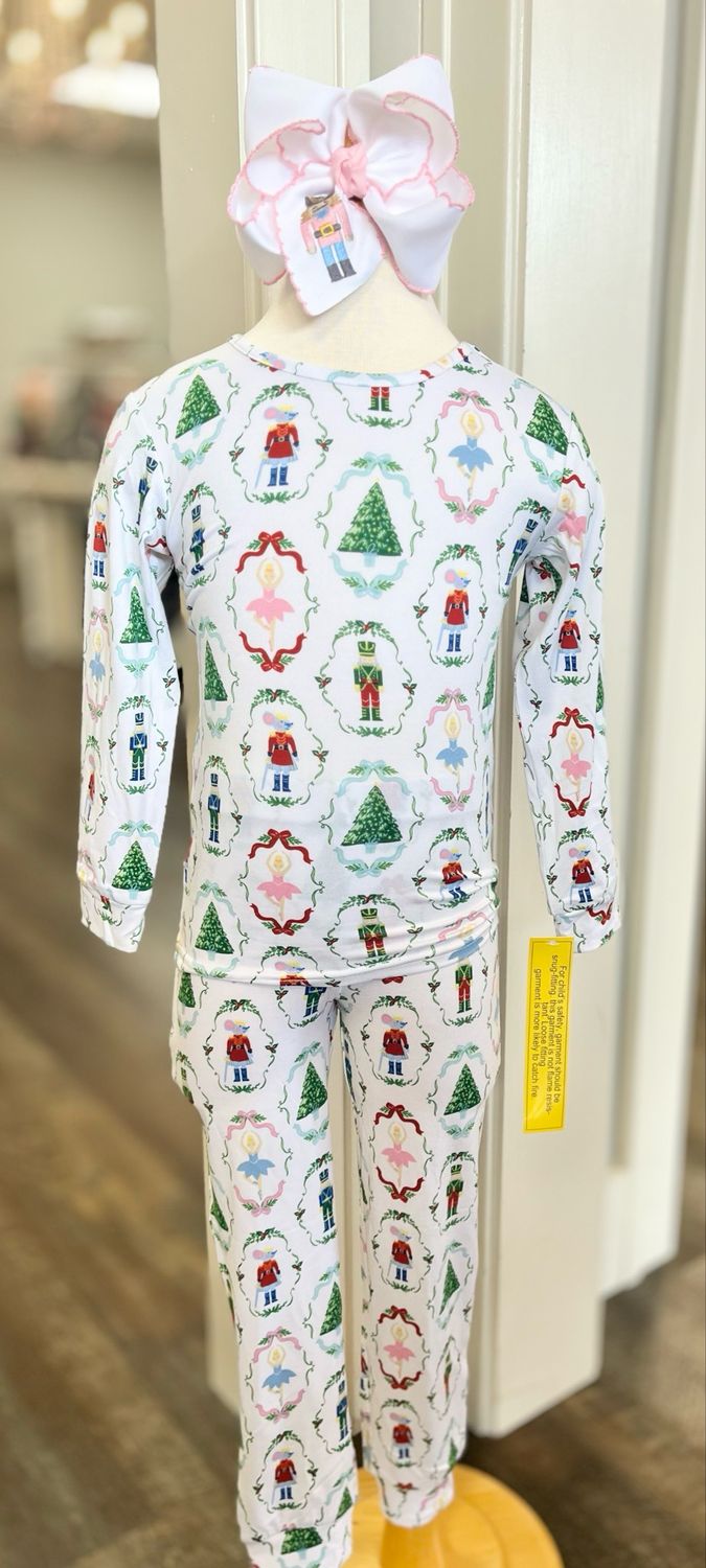682 Nutcracker Waltz Pajama Set
