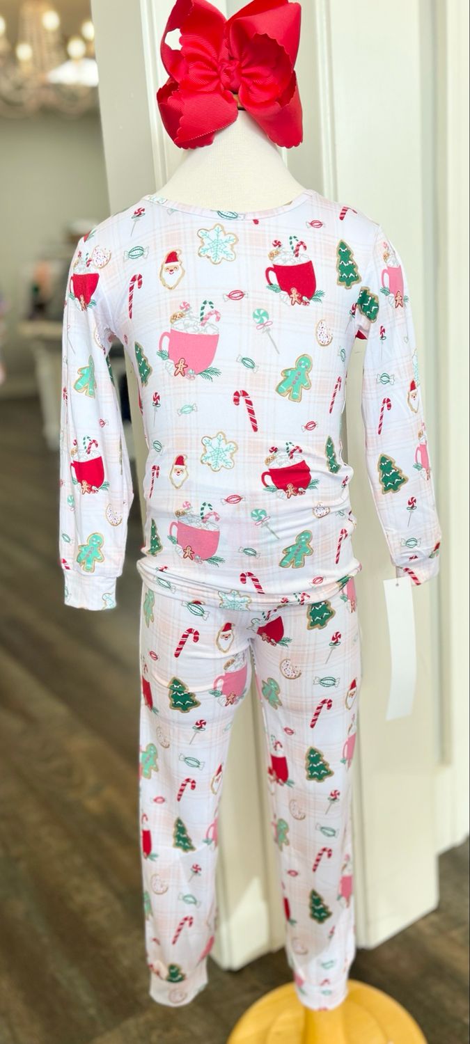 684 Baking Spirits Bright Pajama Set