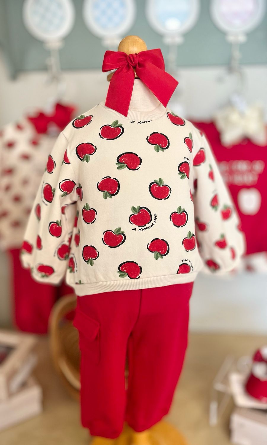 698 Apple Of My Eye Jogger Set