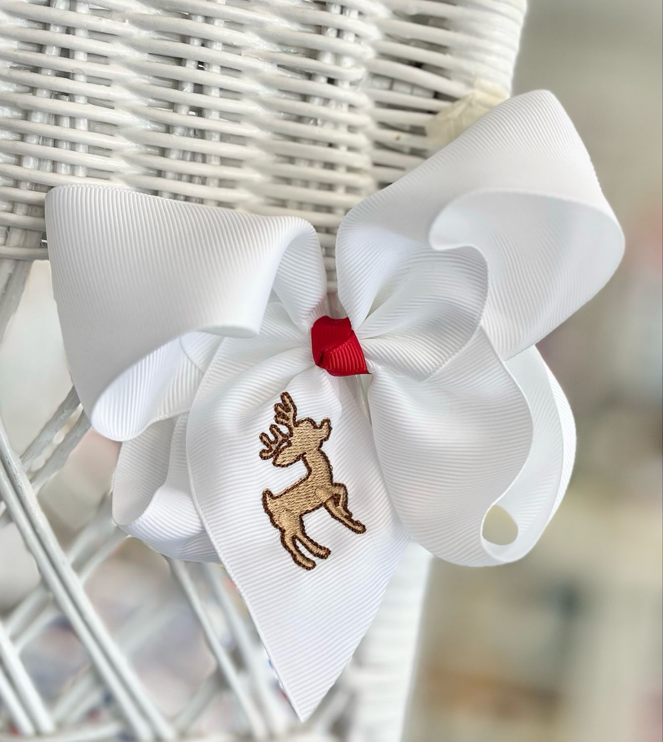 978 Medium Reindeer Bow 978 Medium Reindeer Bow