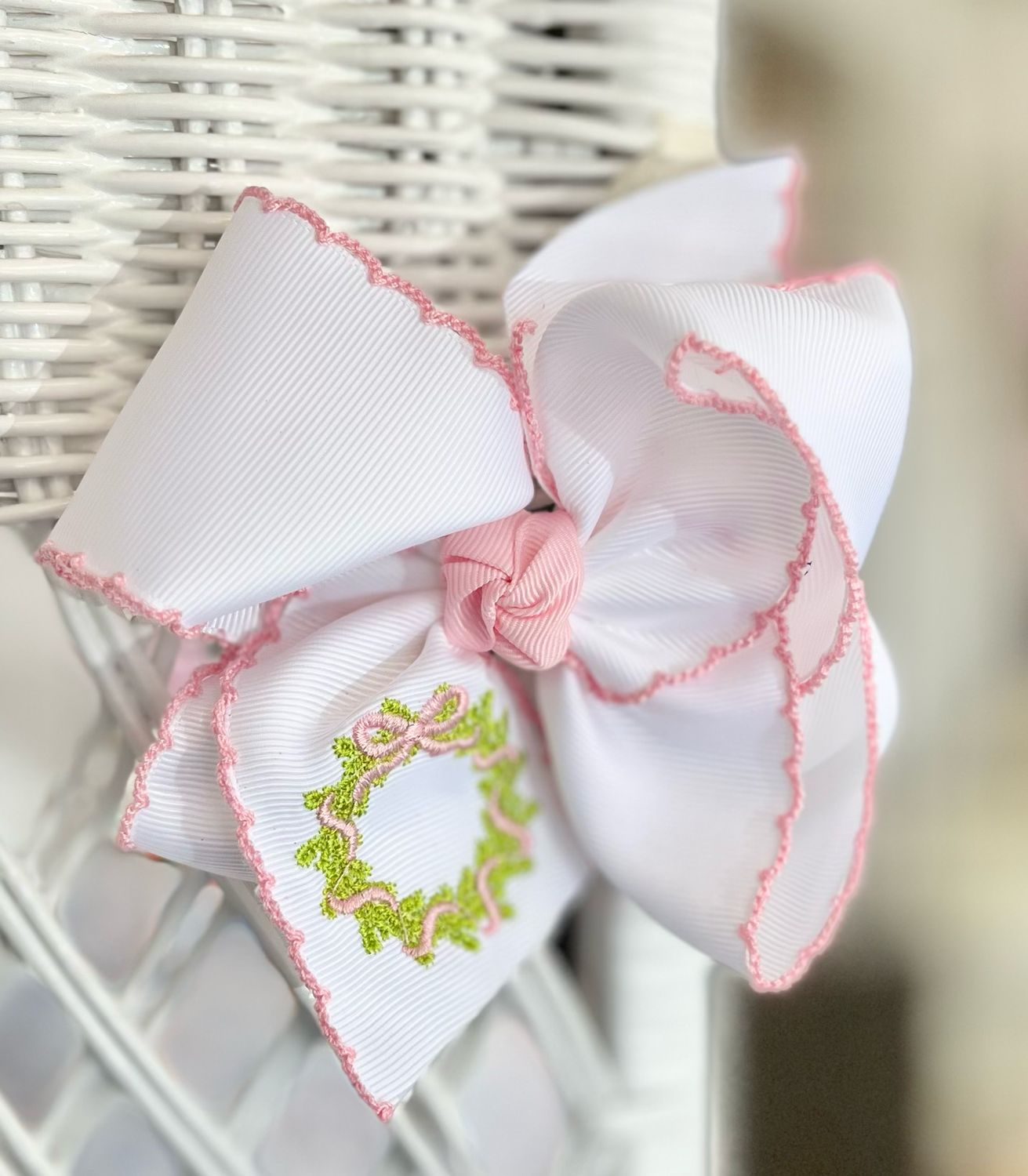 980 Moonstitch Wreath Bow 980 Moonstitch Wreath Bow