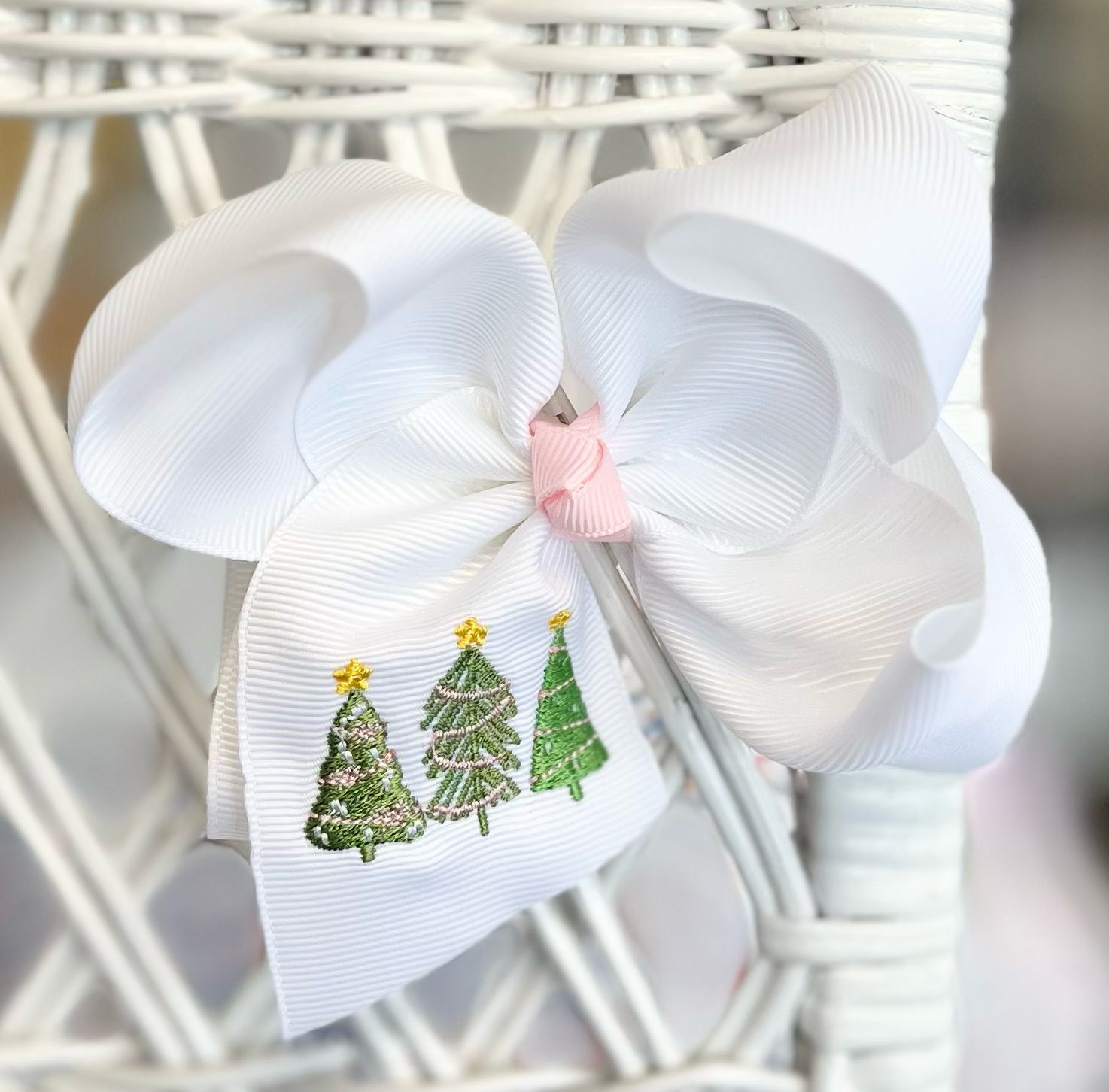 991 Large Triple Tree Bow 991 Large Triple Tree Bow