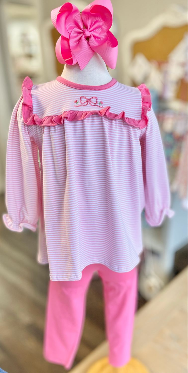 104 Streamer Bow Legging Set