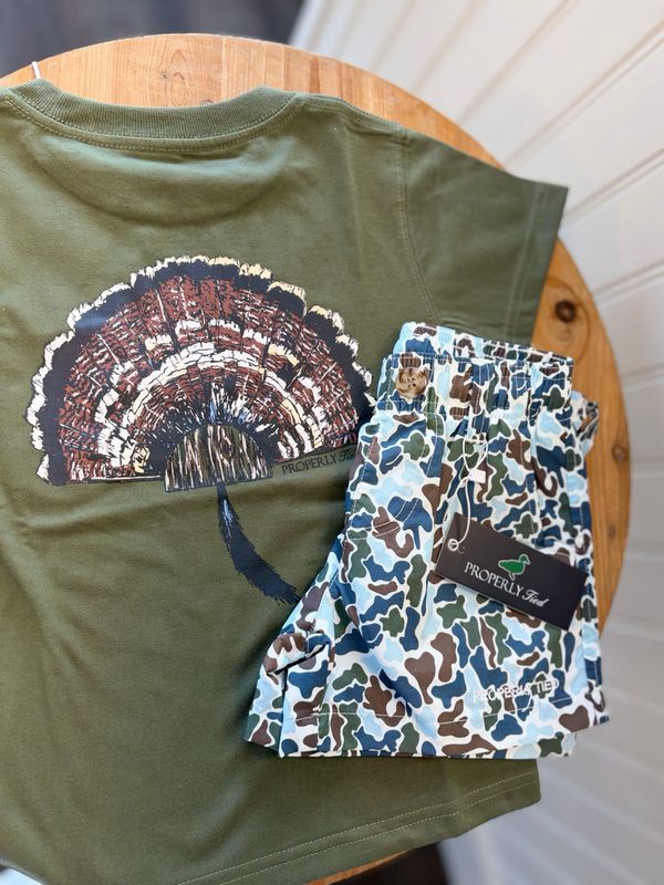 120 Properly Tied Turkey Mount Tee