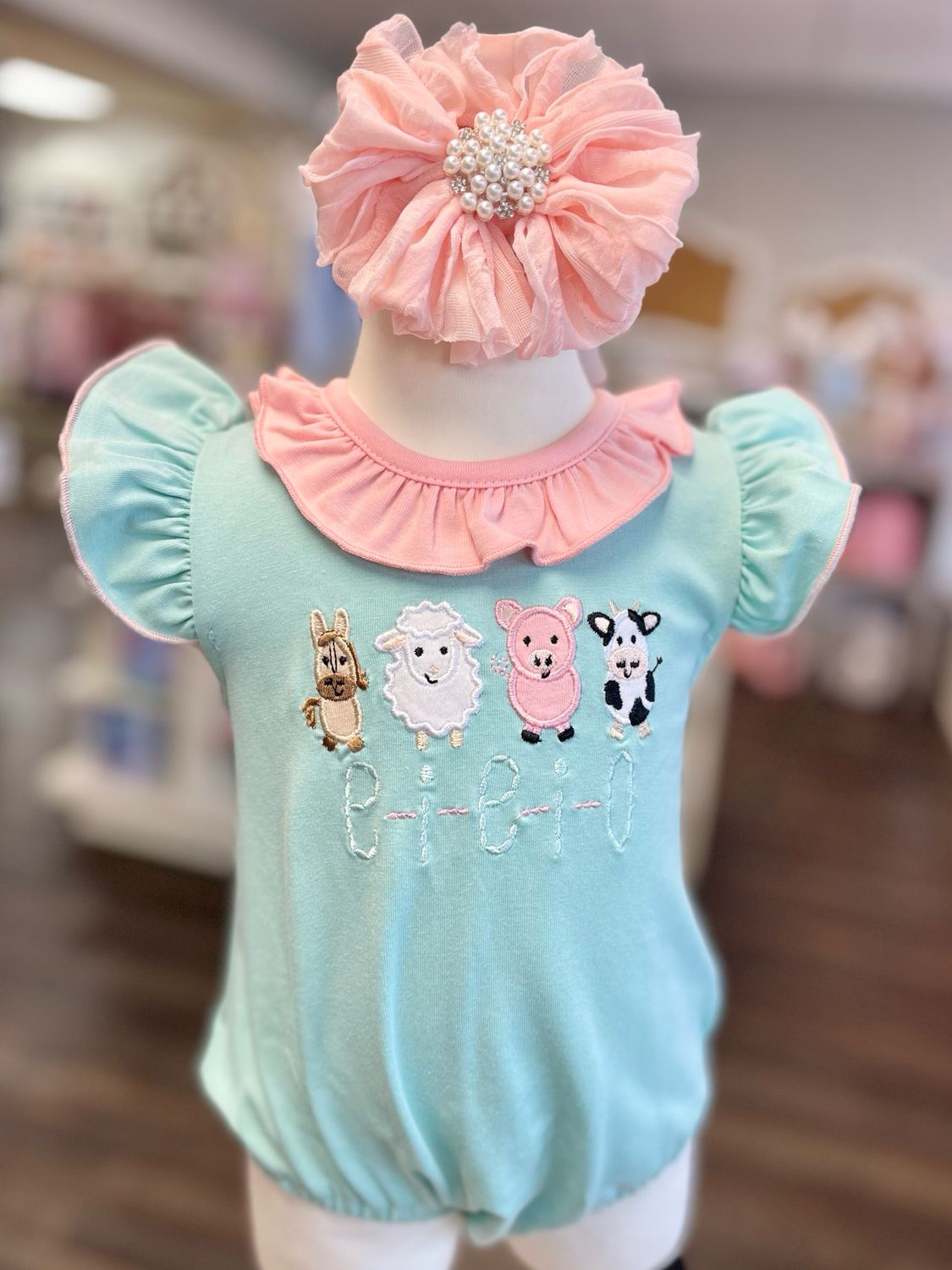 131 EIEIO Ruffle Bubble 131 EIEIO Ruffle Bubble