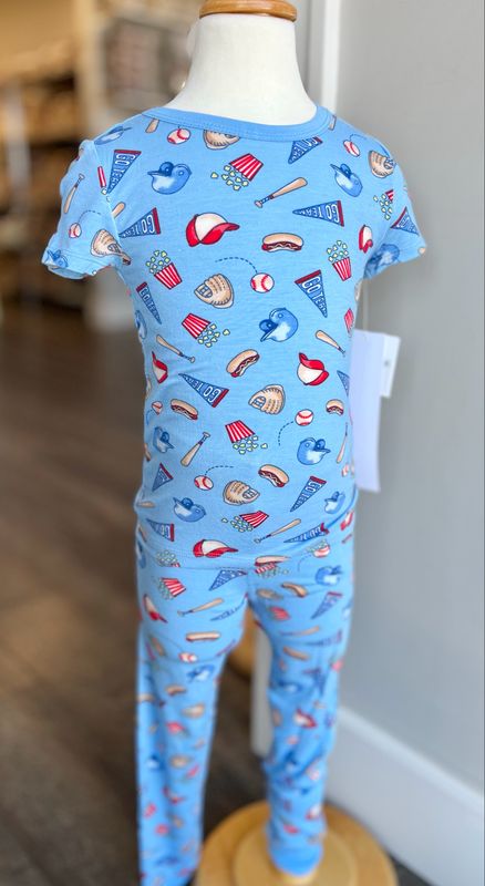 225 America’s Pastime Lounge Set