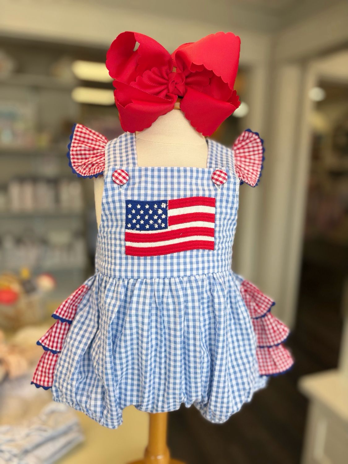 465 American Flag Ruffle Bubble