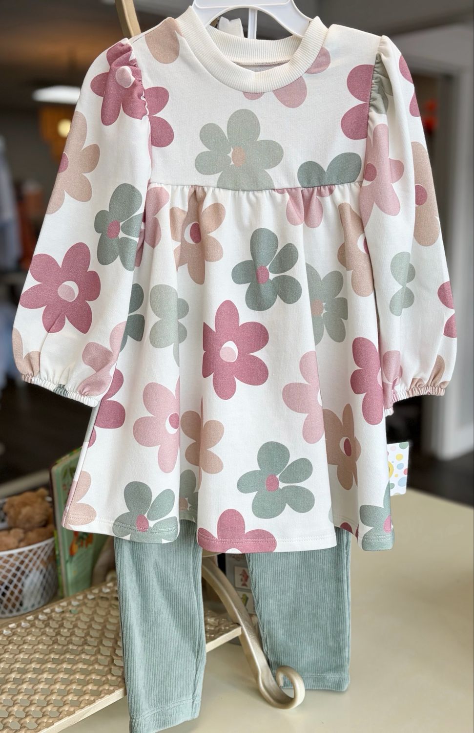 703 Sandy Sweatshirt And Legging Set
