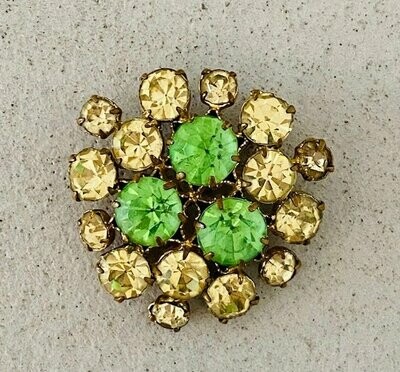 Brooch with green and yellow stones