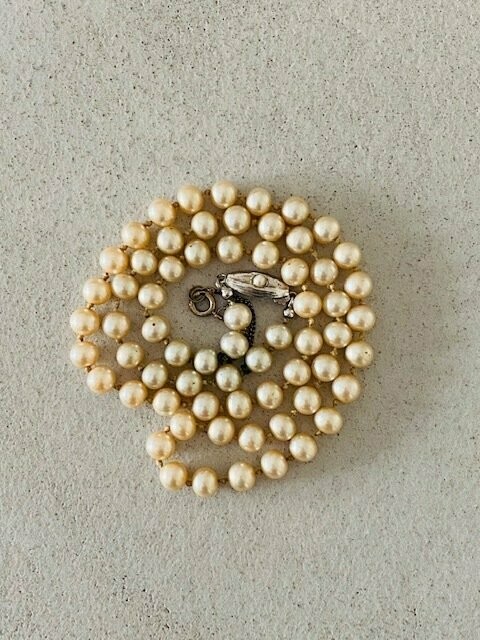 Vintage string of pearls