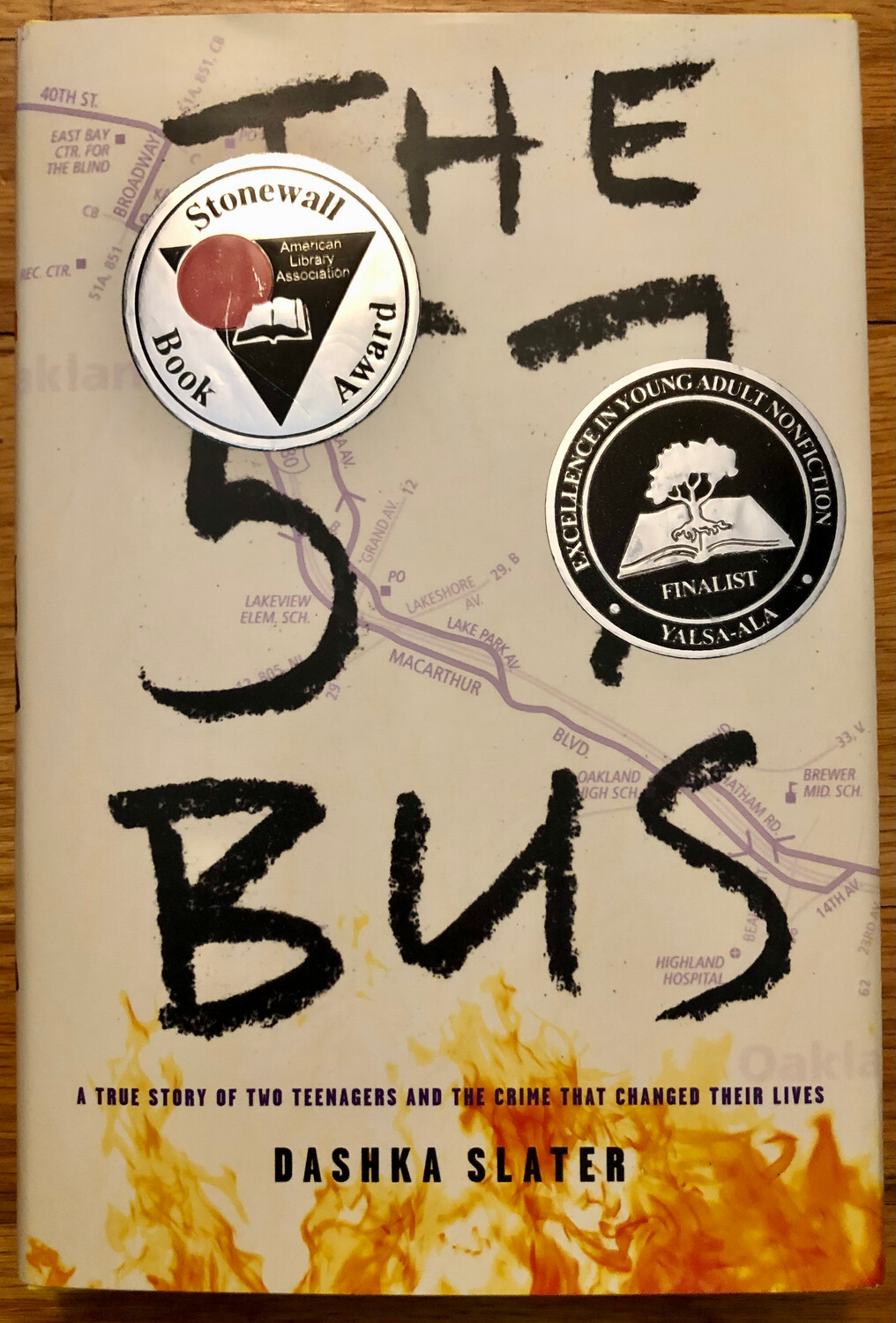 The 57 Bus: A True Story of Two Teenagers and the Crime That Changed Their Lives NEW