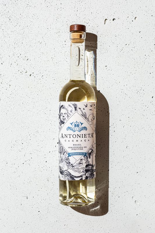 Cachaça Antonieta II Jequitibá 750 ml