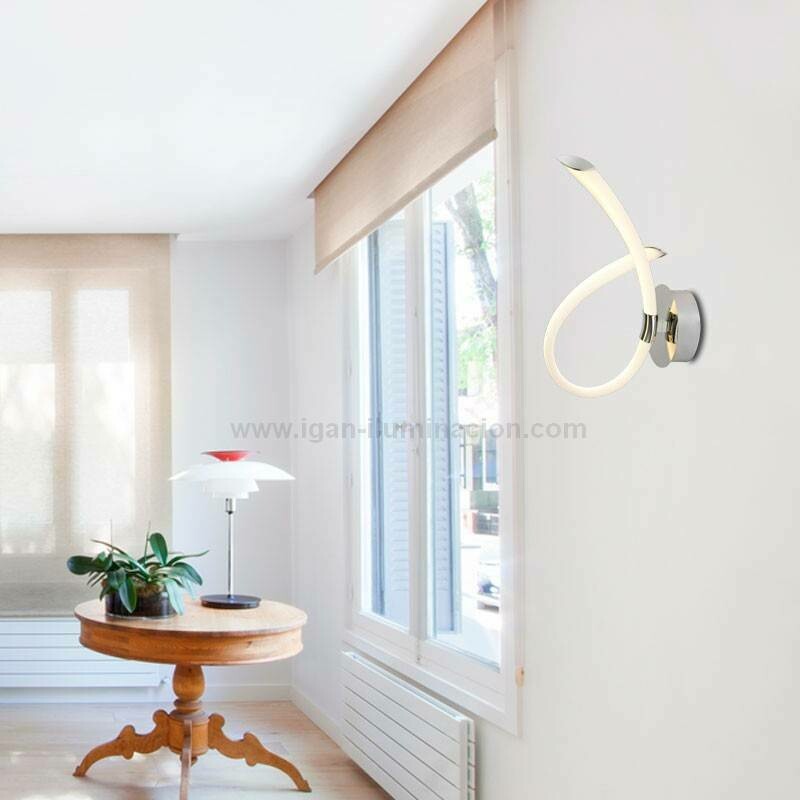 LÁMPARA DE PARED
