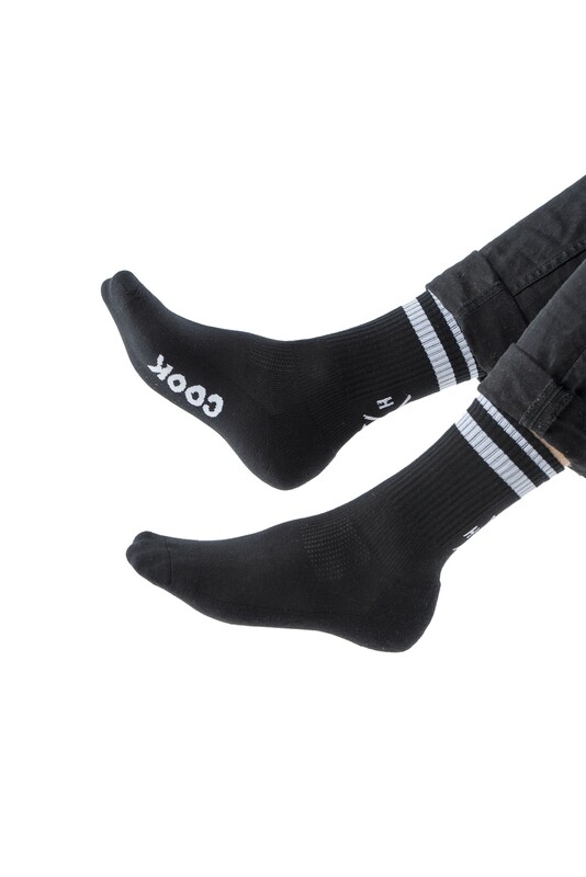 2 Pairs Black Socks