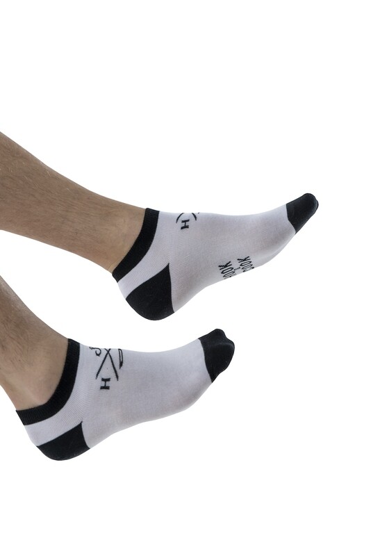2 Pairs Foot Socks Black and White 2 Pairs Foot Socks Black and White
