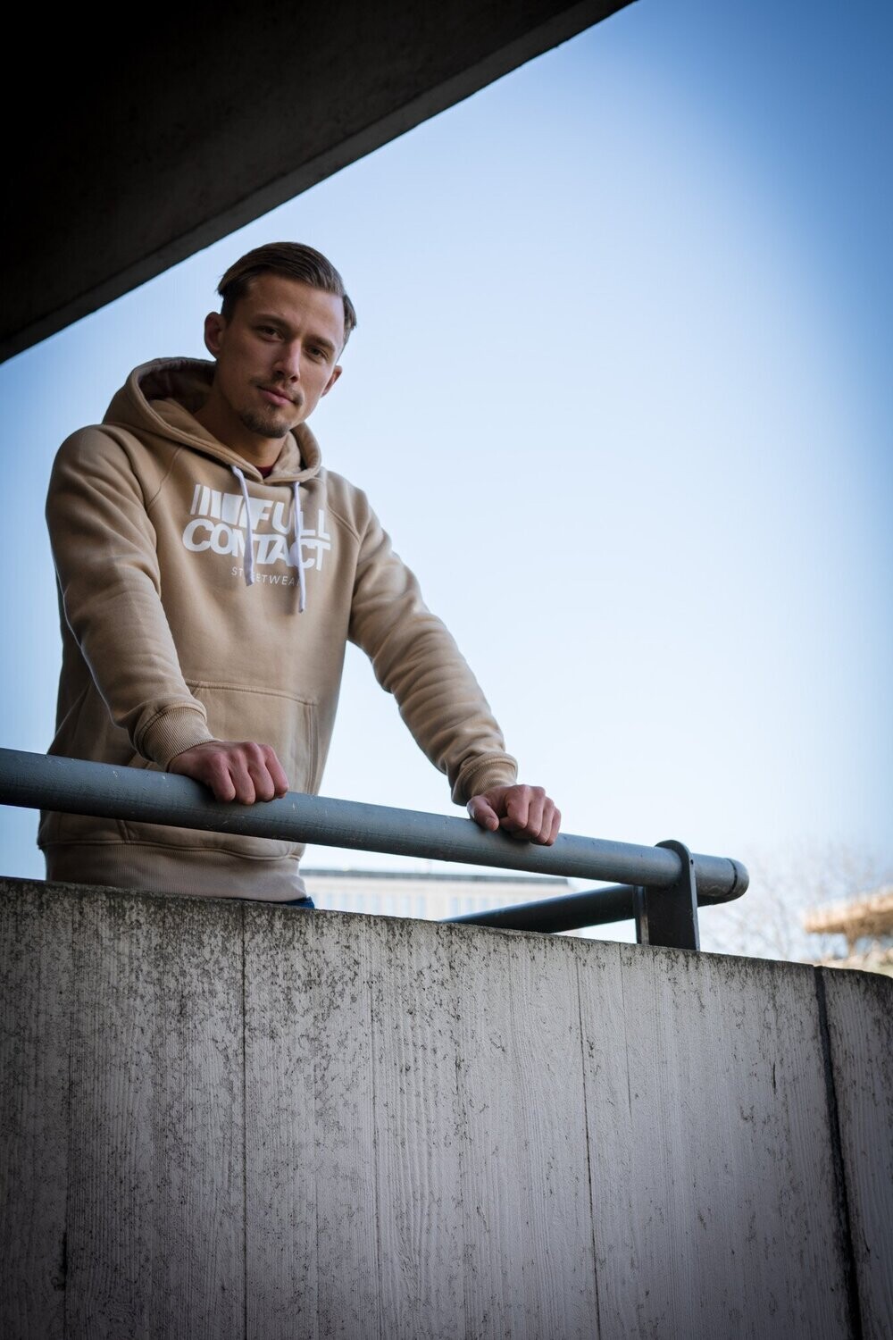 Hoodie "Logo" Beige