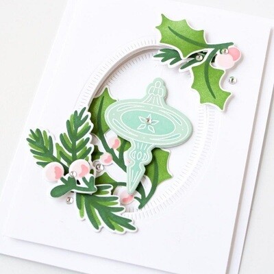 PinkFresh Studio - Festive Leaves - Layered Stencil - 176122 - 4 pcs