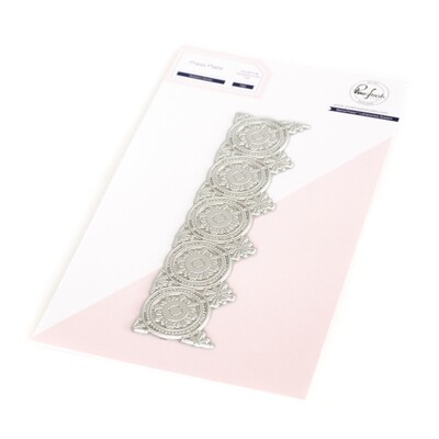 PinkFresh Studio - Medallion Border - LetterPress - Plates - 215923 - 1 pce