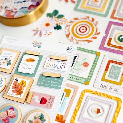 PinkFresh Studio - Good Times Collection - Wood Accents - 167422- 10 pcs