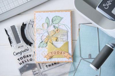 49 &amp; Market - Sizzix - Stamp &amp; Die Set - Globetrotters - 667060 - 66pcs -62 stamps &amp; 4 dies