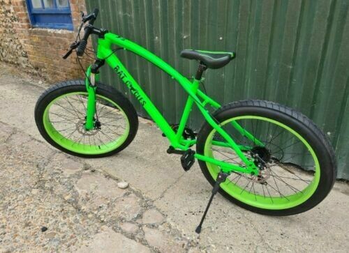MEN&#39;S FAT ROAD TYRE BIKE NIGHT DRAGON