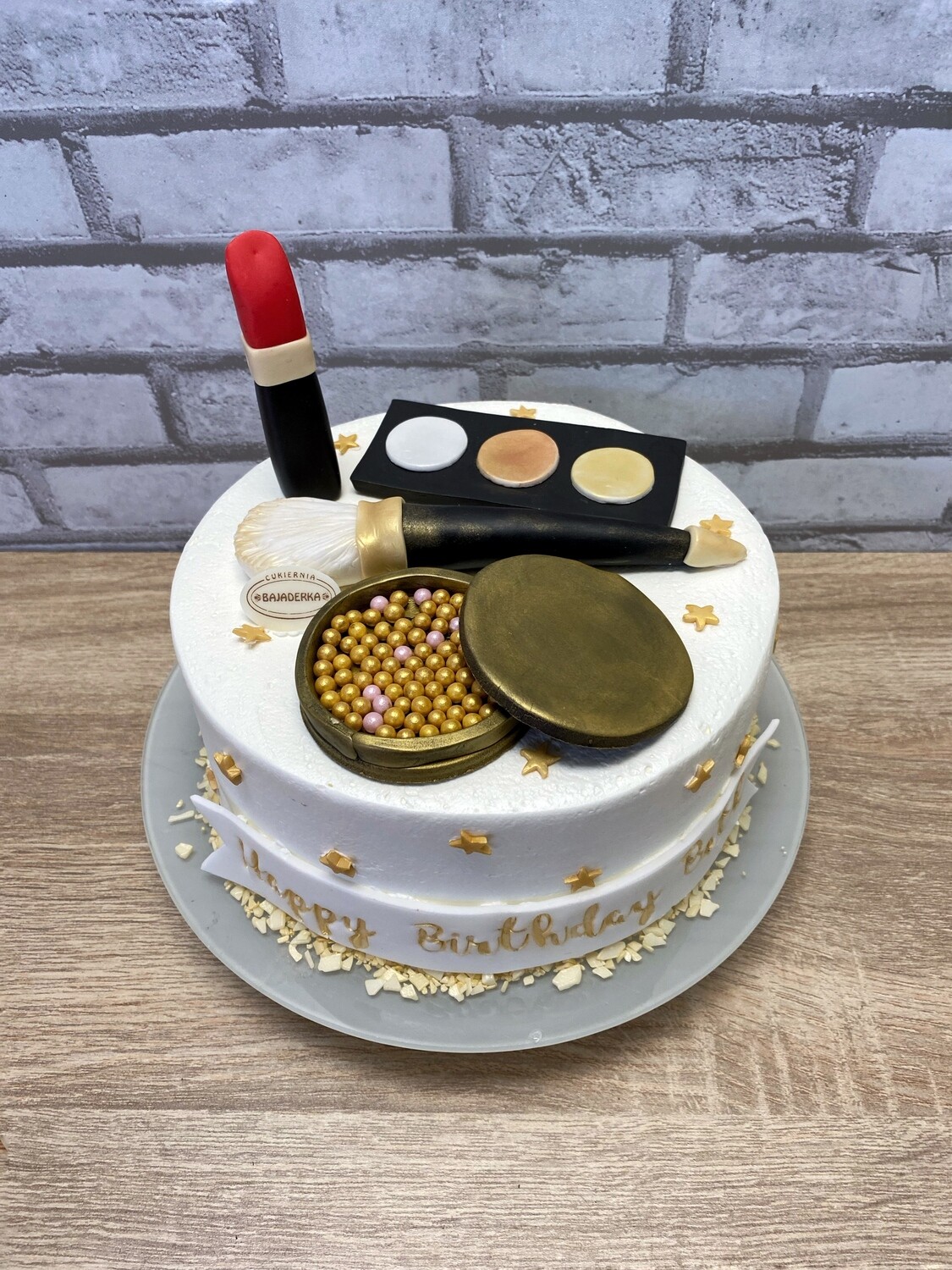 TORT Z KOSMETYKAMI