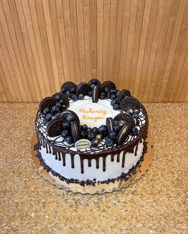 TORT OREO I BORÓWKA
