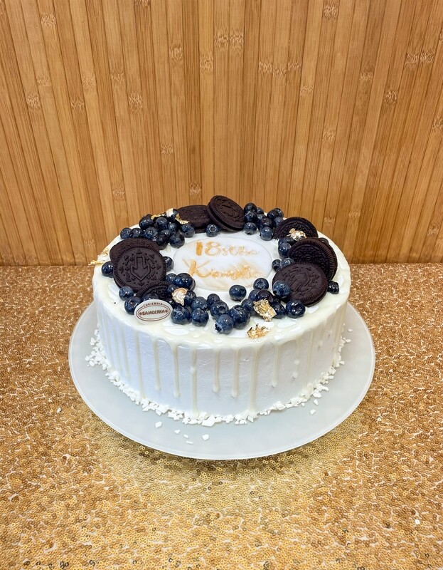 TORT OREO I BORÓWKA
