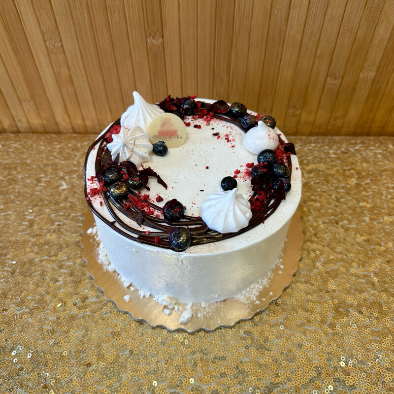 TORT - CIEMNY, GENACHE CZEKOLADOWY, OWOCE LEŚNE