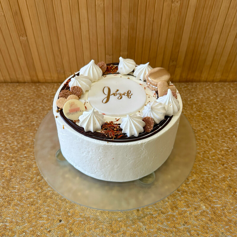 TORT CZEKOLADOWY - CIEMNY, KREM CZEKOLADOWY, OWOCE LEŚNE