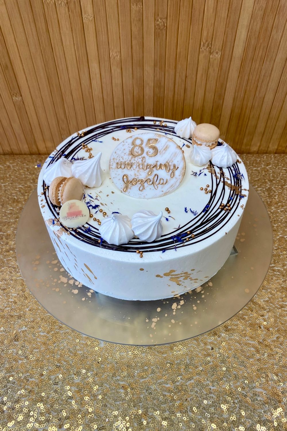 TORT - CIEMNY, ŚMIETANA, WIŚNIA