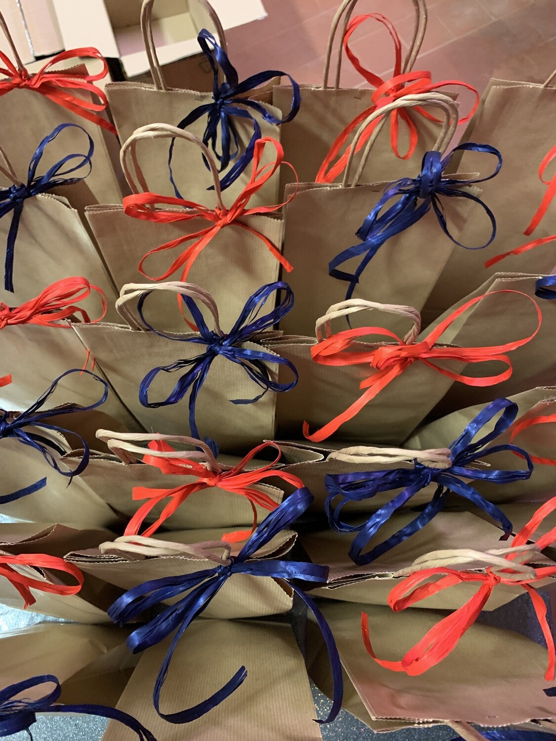 BORSA REGALO DA € 26.00 (PROPOSTA N.13)