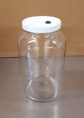 Glass Jar 1G With Plastic Lid