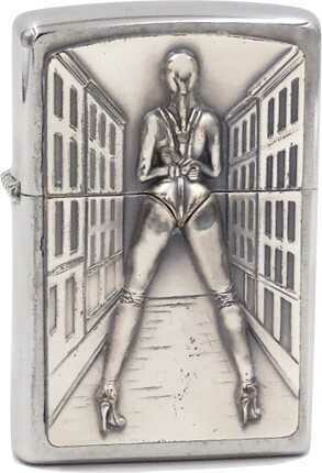 Accendino Benzina ZIPPO Girl 1