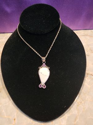 Howlite with Amethyst Pendent
