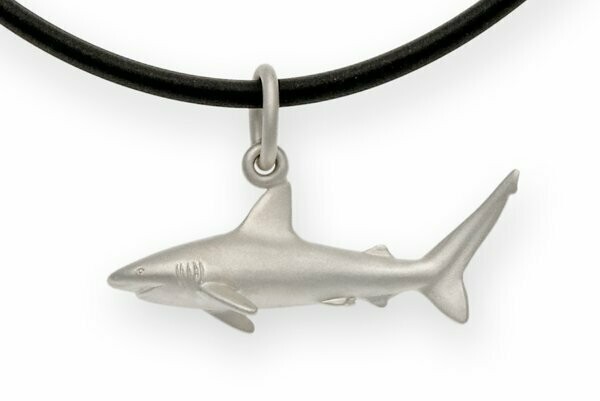 Colgante Tiburón gris