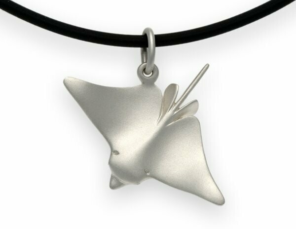 Eagle Ray Pendant Eagle ray pendant in solid 925 silver, handcrafted, fully three-dimensional design, scuba collection by STEFAN WIESSMEYER
