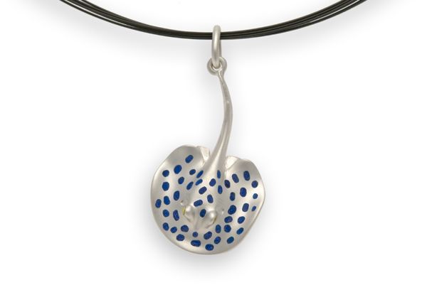 Blue-Spotted Ray Small