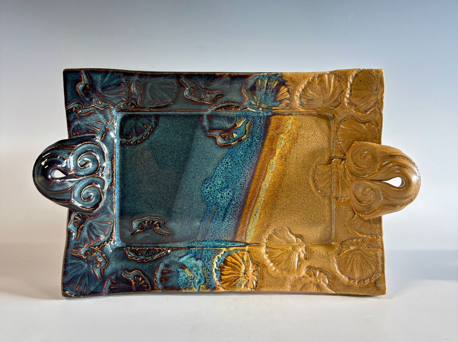 Serving Tray, xsmall Cockles Serving Tray, xsmall Cockles
