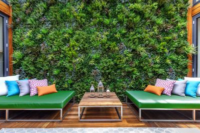 Artificial green wall panels