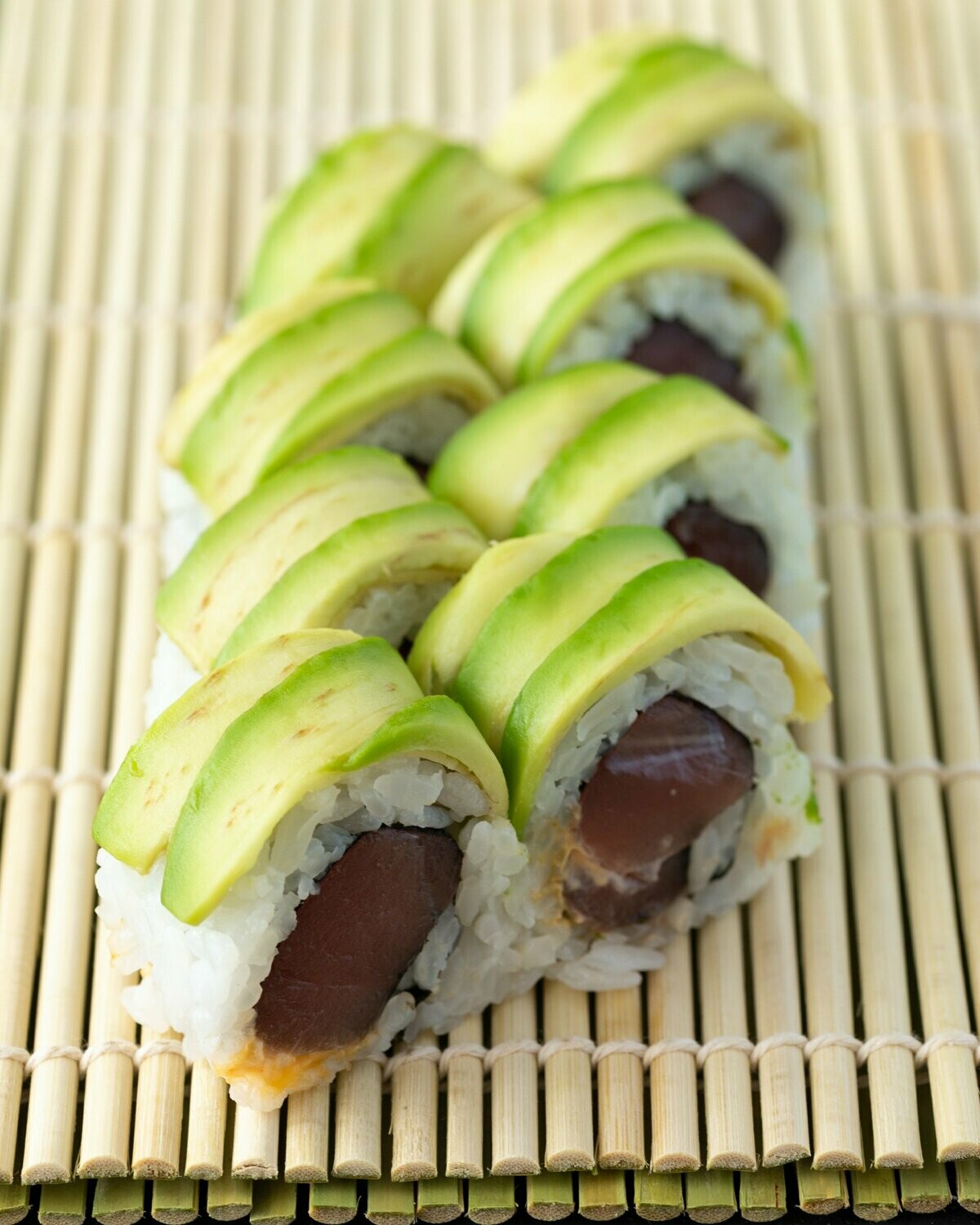 Uramaki Spicy Tuna con avocado 8 pz