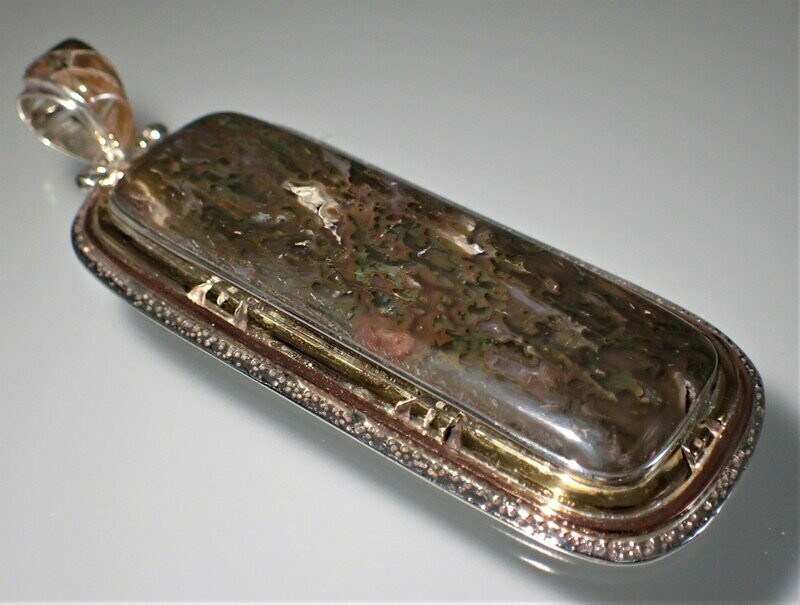 Bull Canyon Agate Pendant